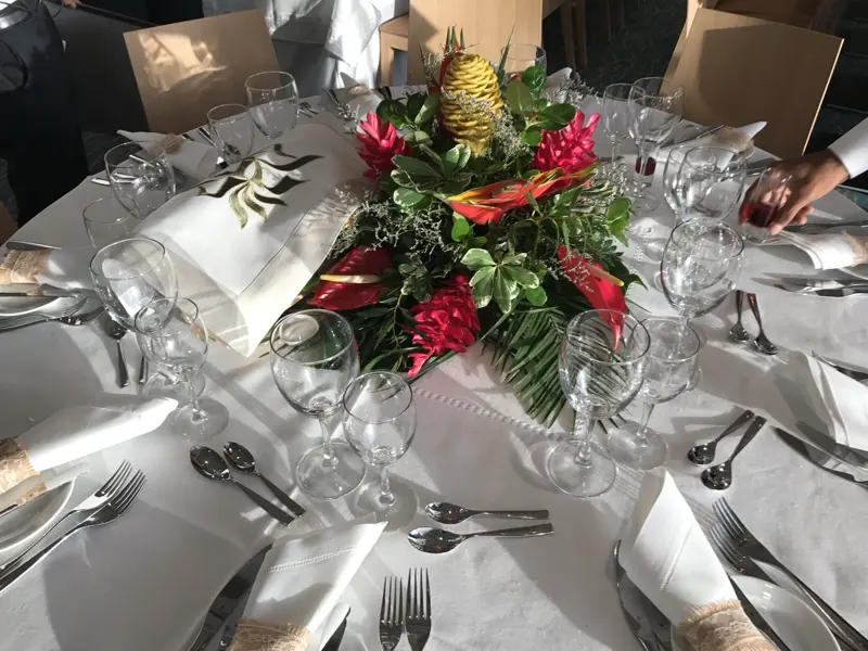 Tropical centerpiece